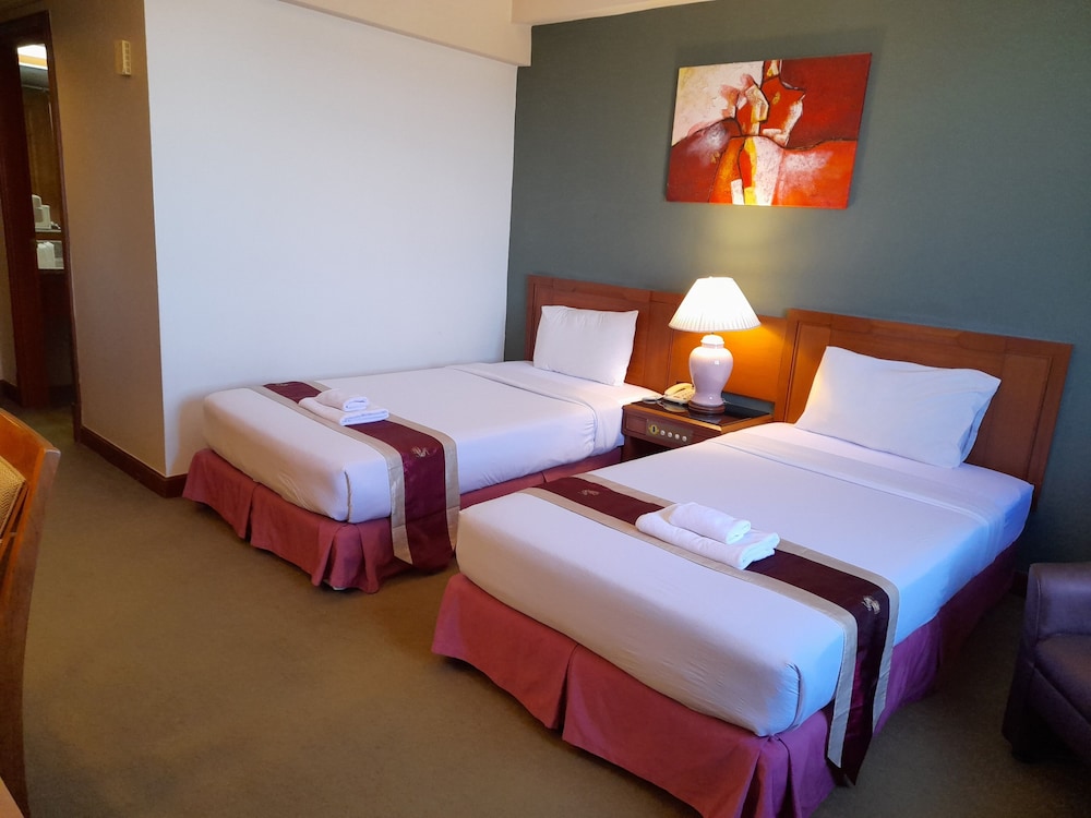 Songphanburi Hotel 12/49