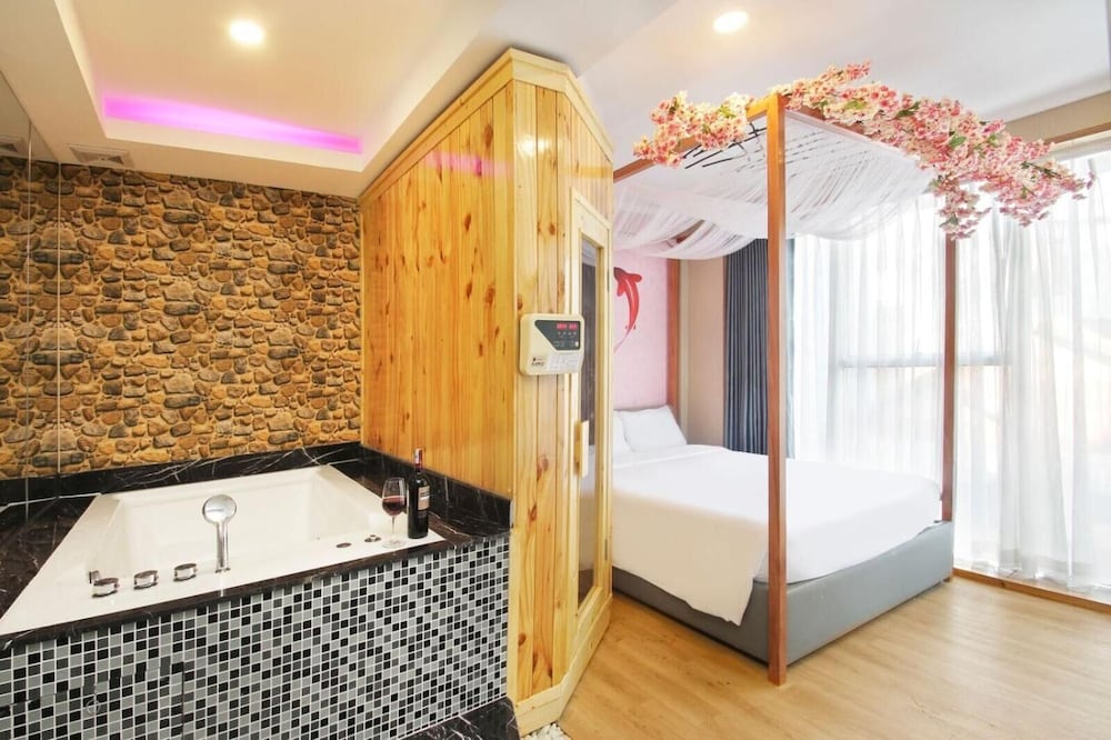 Cupid 2 Hotel 29/67