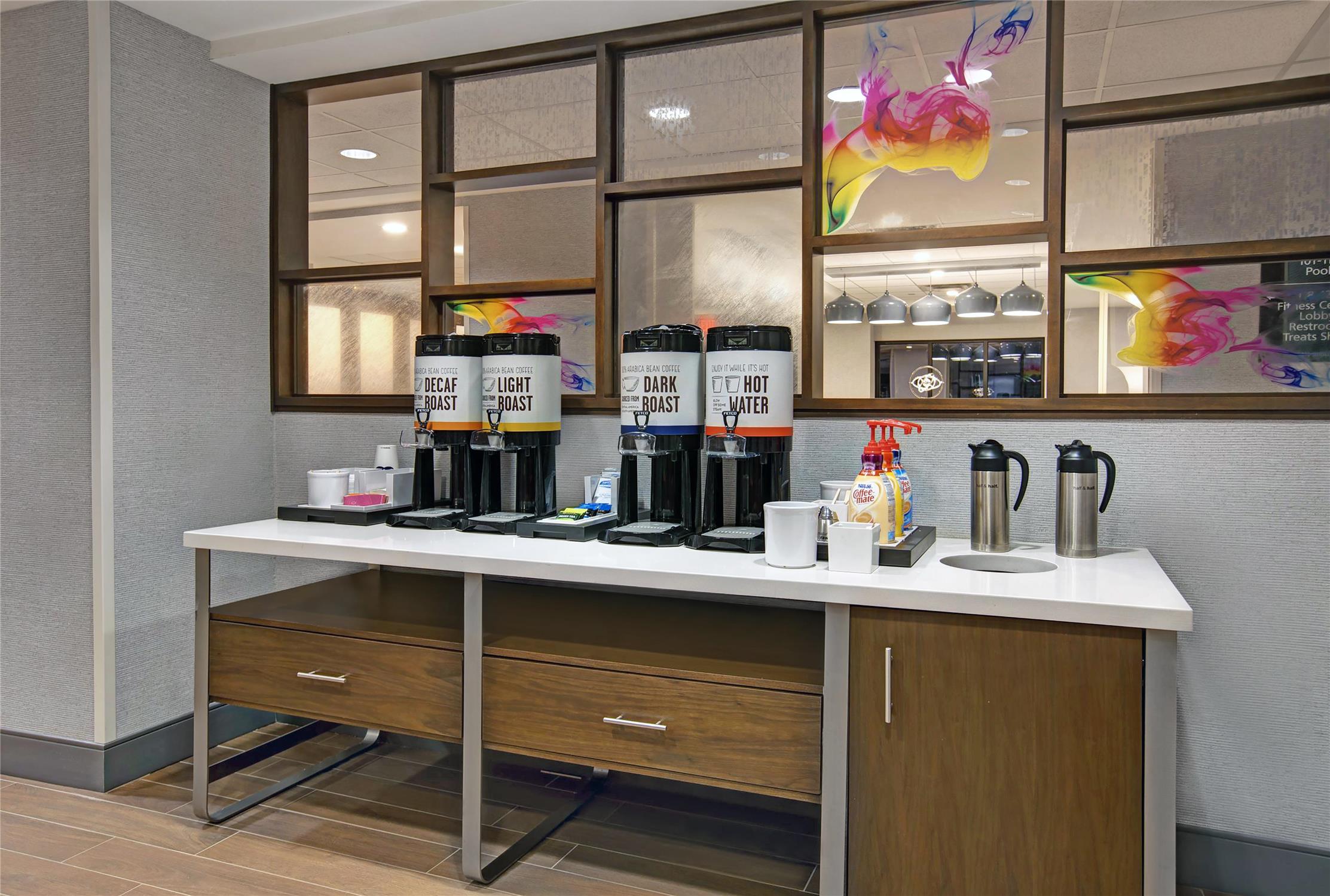 Hampton Inn Westfield 42/45