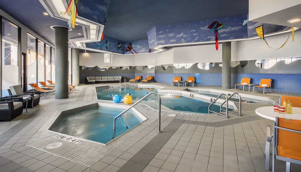 Holiday Inn Winnipeg South 32/81