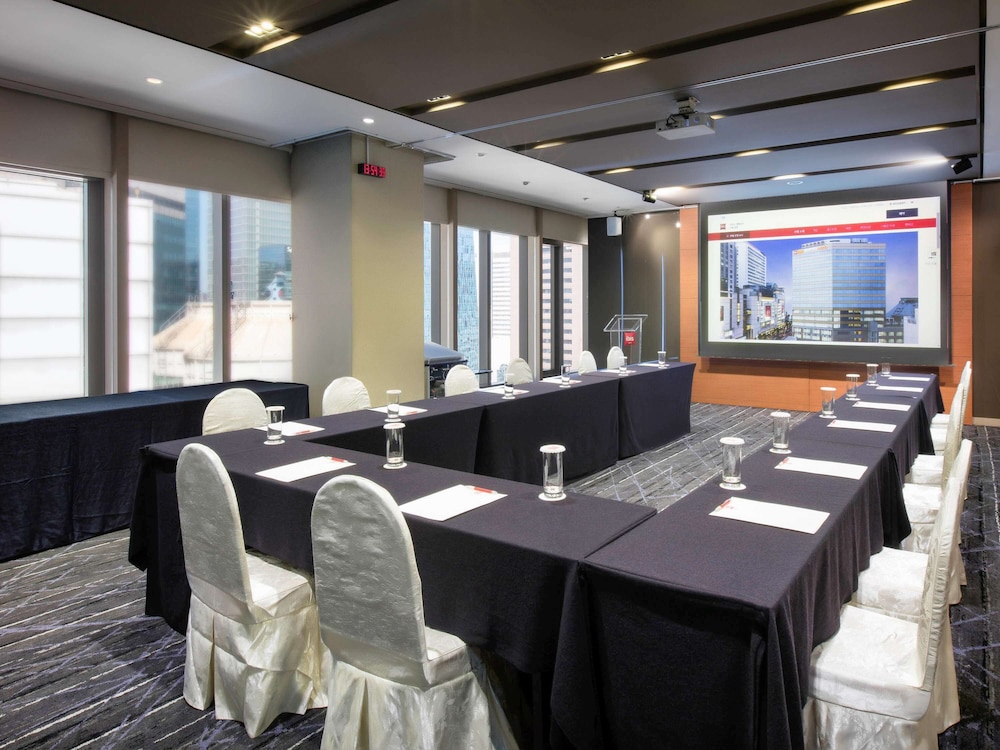 Ibis Ambassador Seoul Myeongdong 58/66