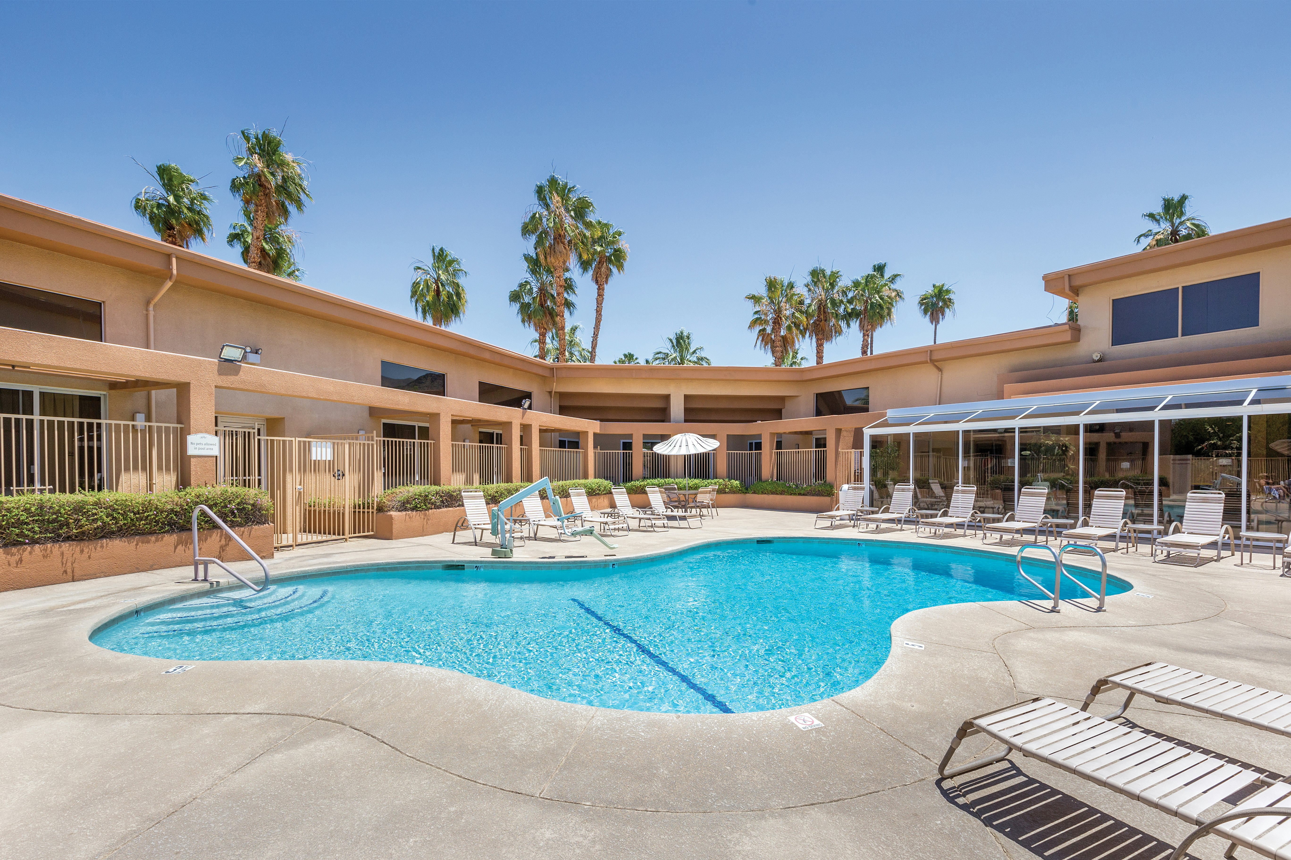 Worldmark Palm Springs - Plaza Resort and Spa 40/41