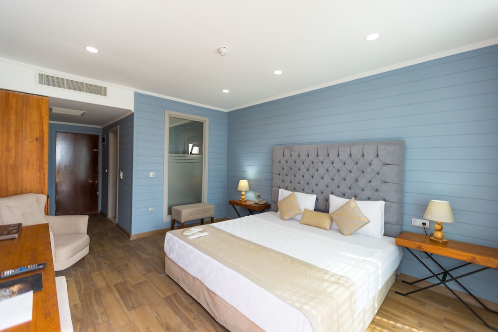 Risus Beach Resort Hotel Kusadasi 14/50