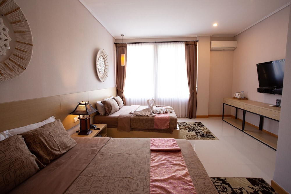 Royal Trawas Hotel & Cottages 36/55