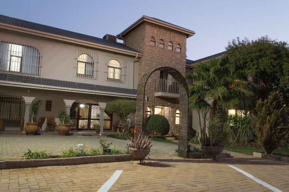 Tuscany Boutique Hotel 39/50
