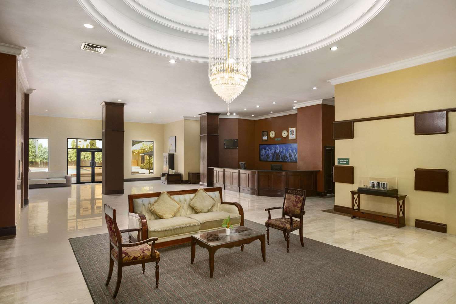 Hawthorn Suites By Wyndham Abuja 12/31