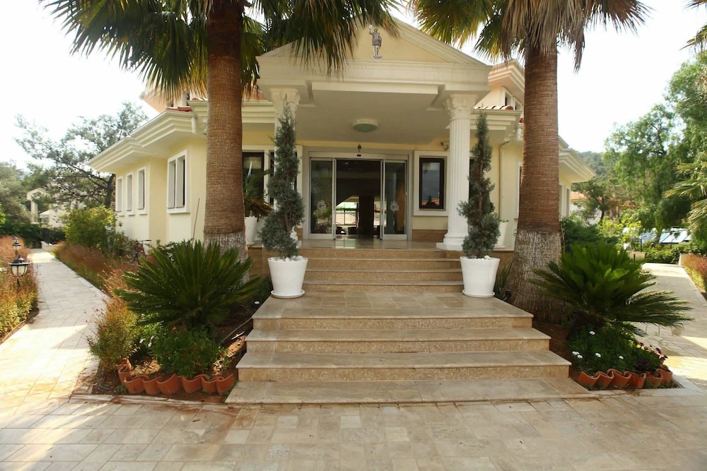 Telmessos Select Hotel - Adults Only +16 6/60