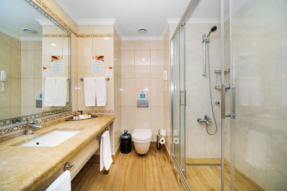 Mukarnas Resort Spa 48/49
