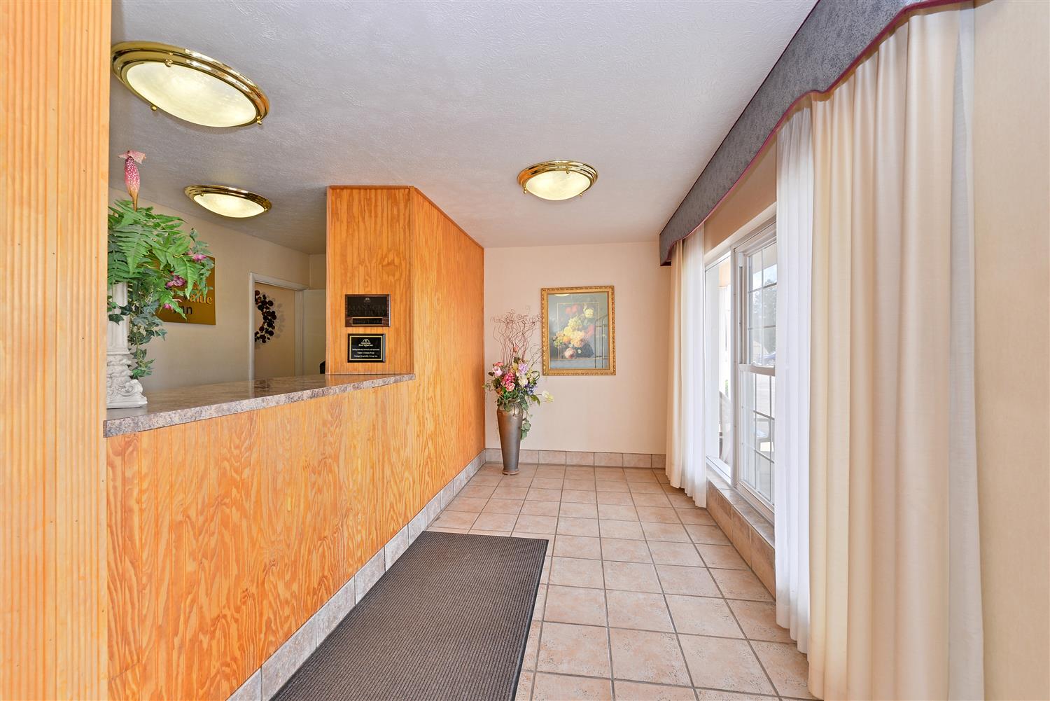 Americas Best Value Inn Austinburg 3/19