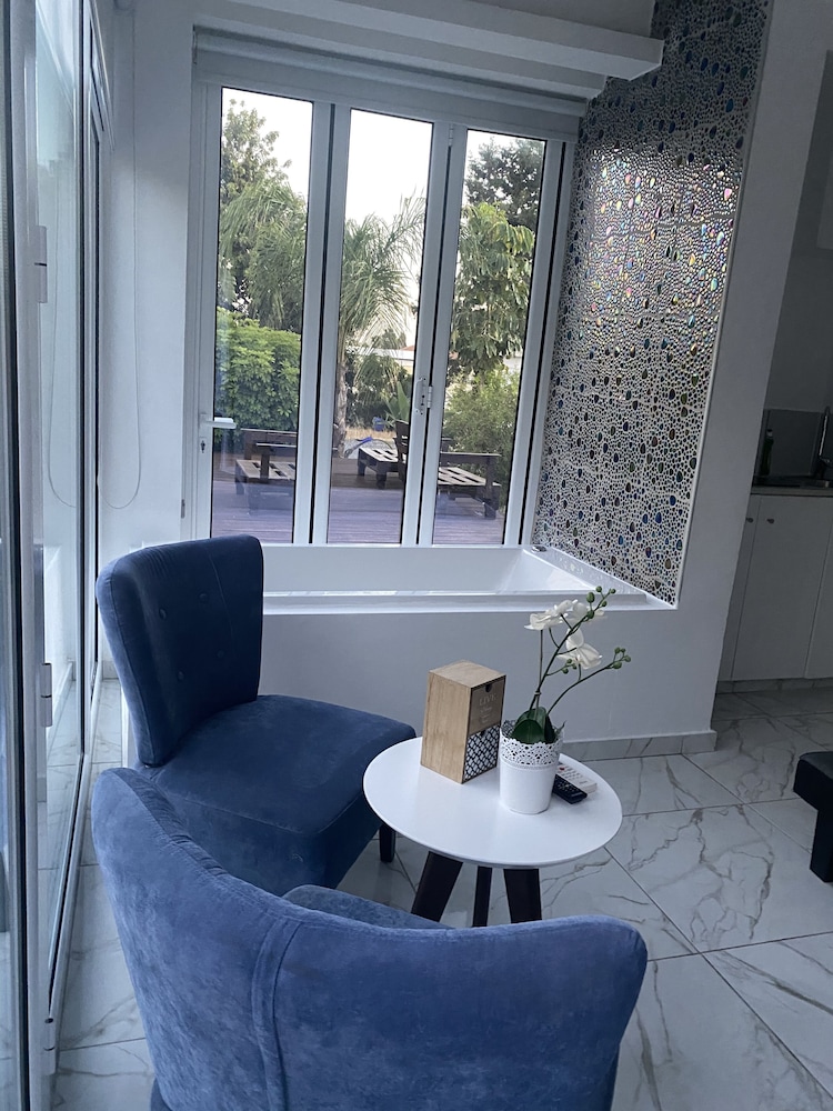 Nissi 49 Apartments 20/50