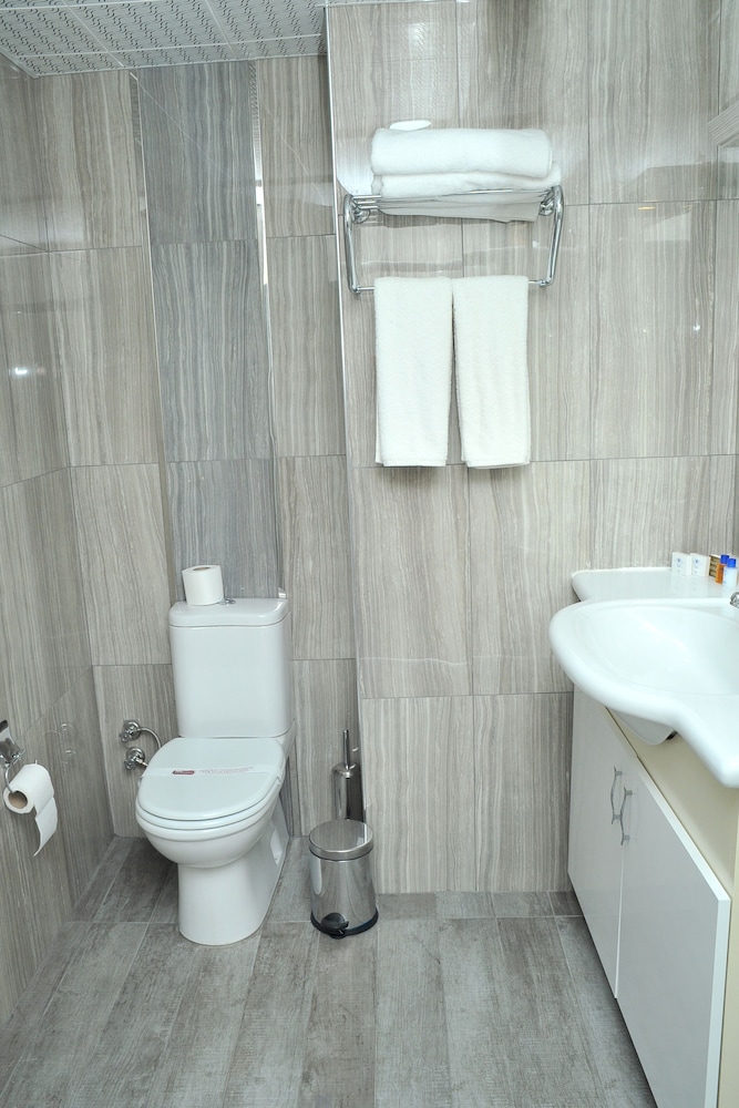 Lion City Hotel Ankara 49/50