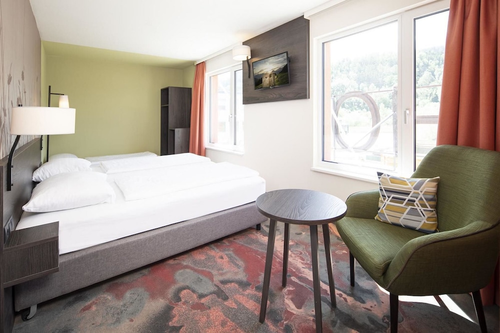 Hwest Hotel Hall 21/38