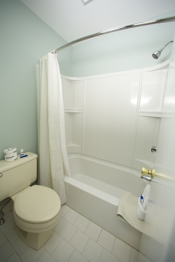 Anchorage Inn and Resort 48/50
