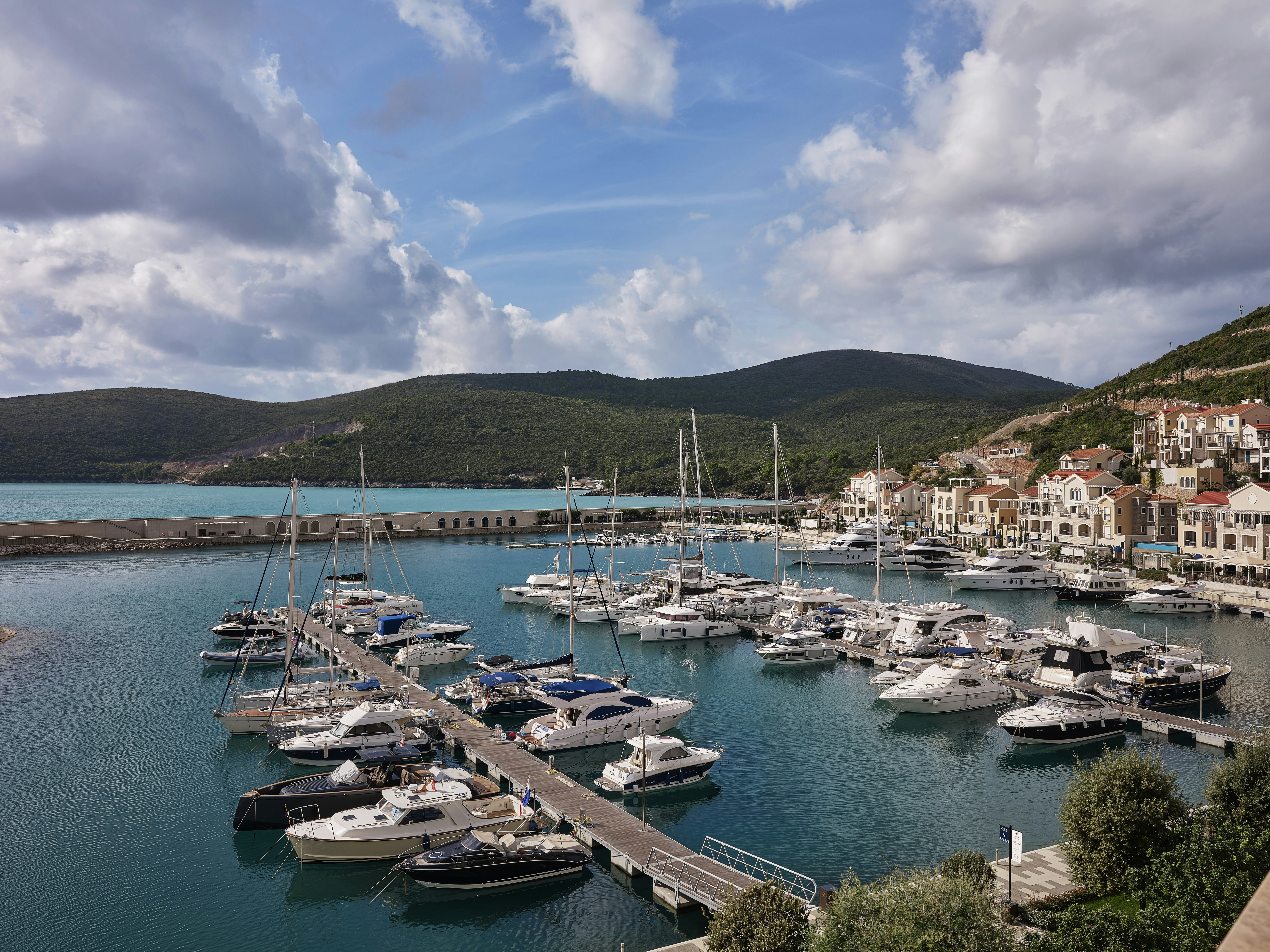 The Chedi Lustica Bay Hotel 33/43