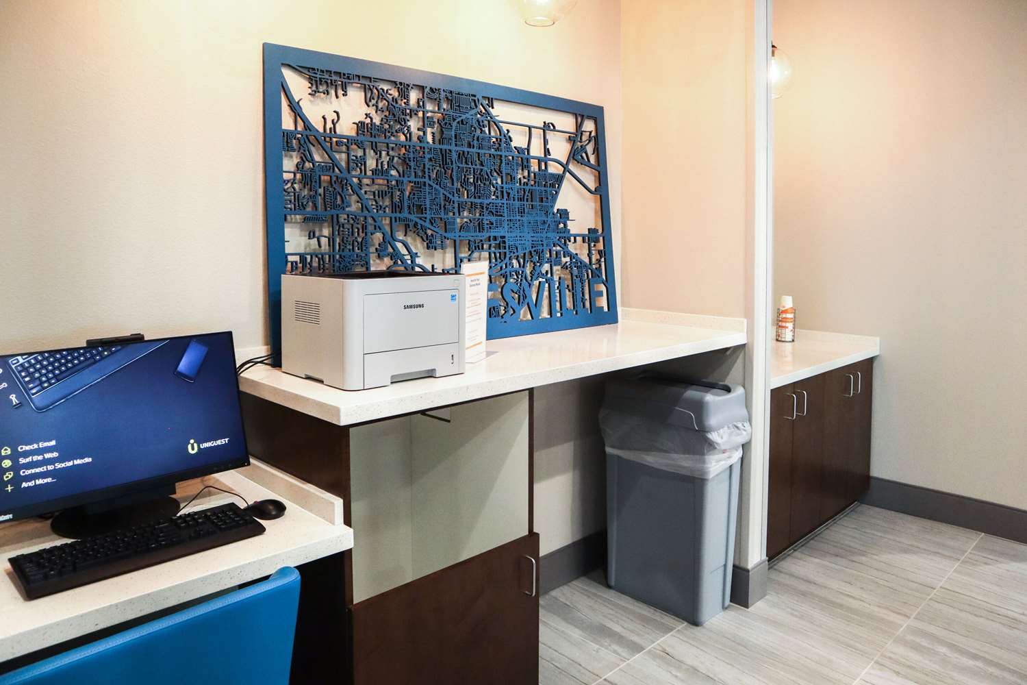 Comfort Suites Gainesville Near University 25/29
