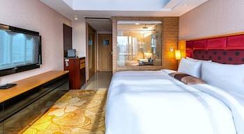 2 Rooms, Premium, Queen Bed
