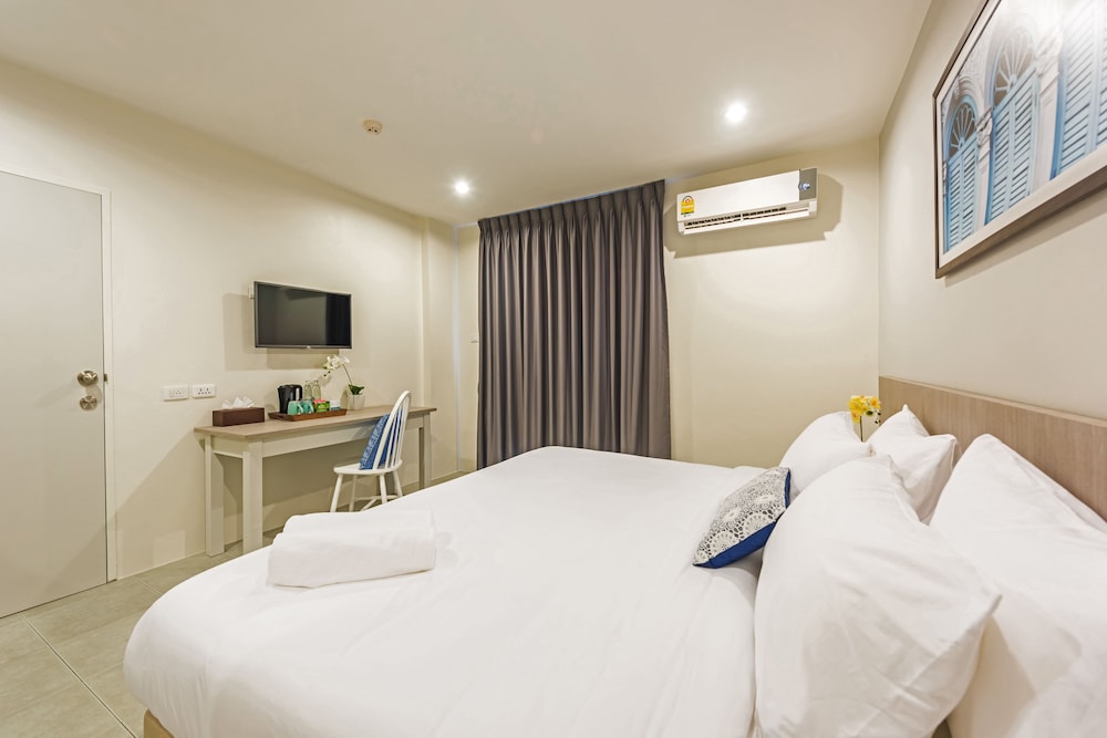 Recenta Phuket Suanluang 13/50