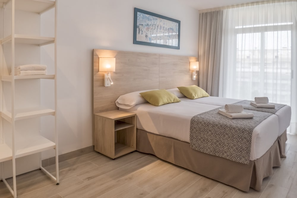 Aparthotel Cye Holiday Centre 15/57