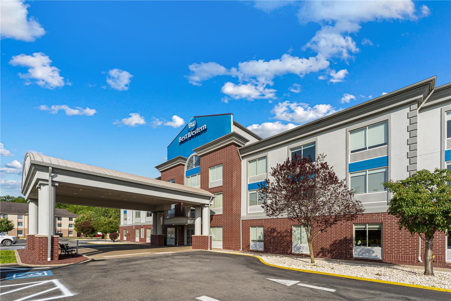 Best Western Garden Inn 24/27