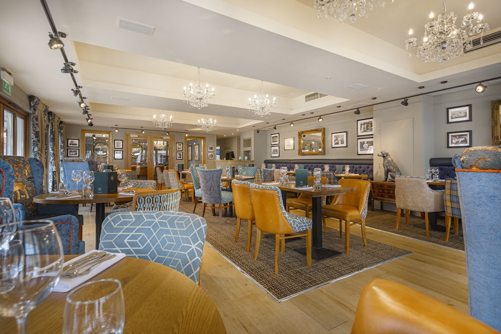 The White Horse Hotel Brasserie 49/59
