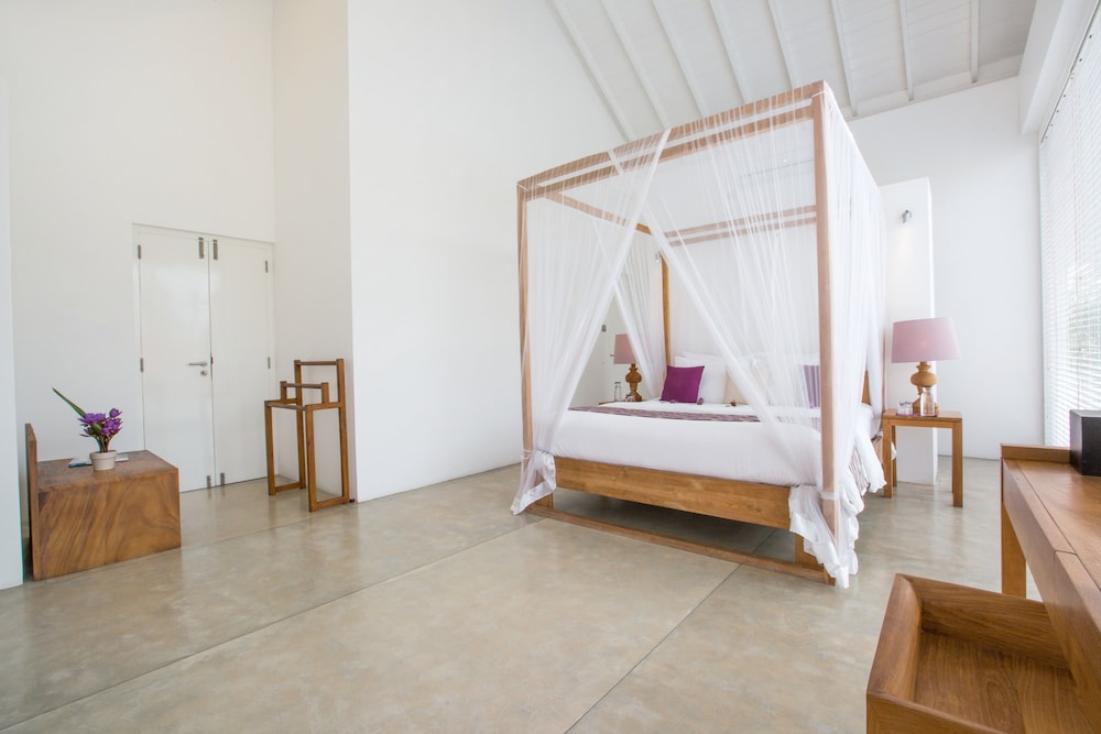 Sri Sharavi Beach Villas and Spa 19/63