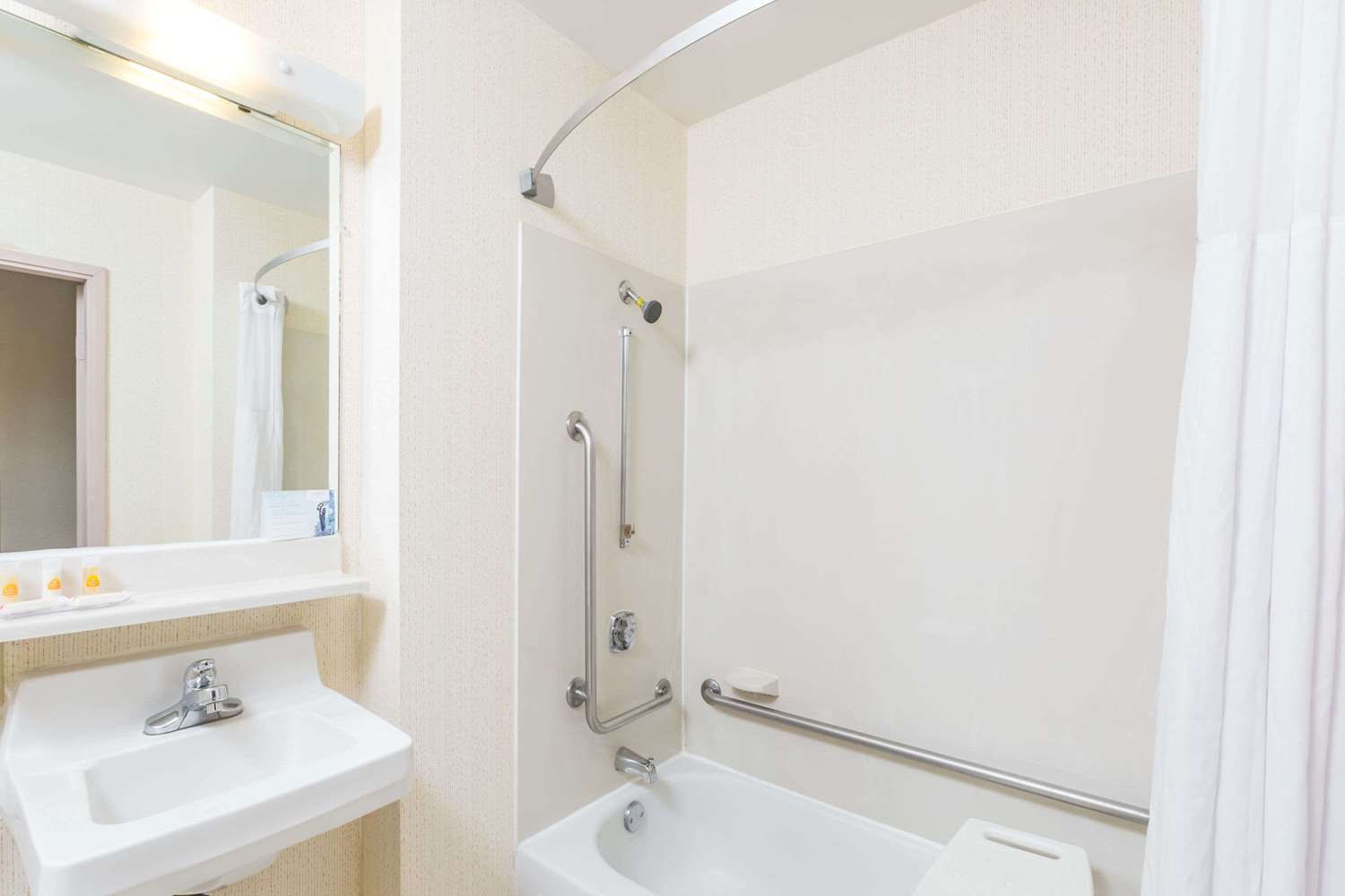 Days Inn by Wyndham West Des Moines / Clive 5/5