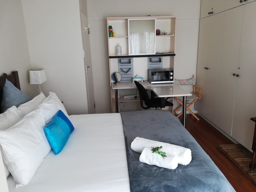 AppleBee Guest Cottages 22/50