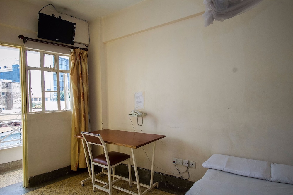 Rabi Hotel 17/20