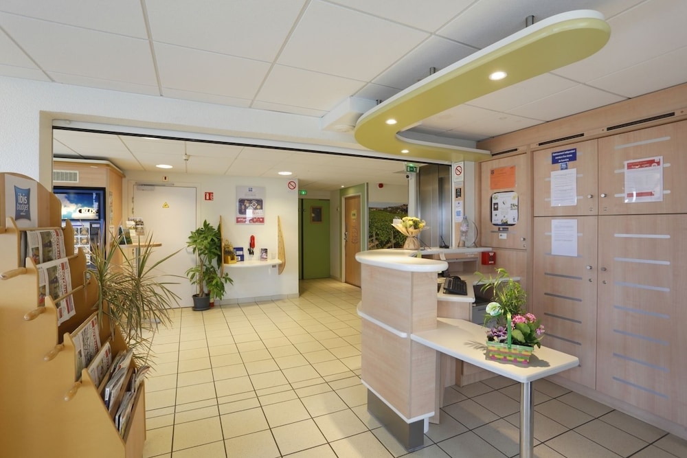 Ibis Budget Cosne Sur Loire 36/51