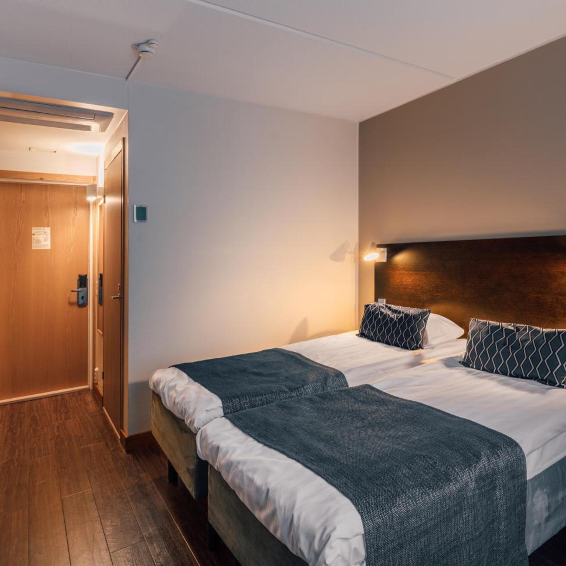 Spa, Standard, Twin Beds, Hotel Building