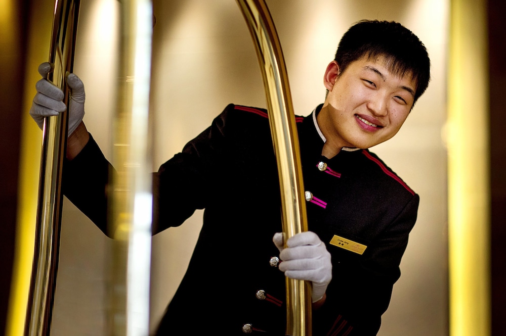 Crowne Plaza Yiwu Expo 8/50