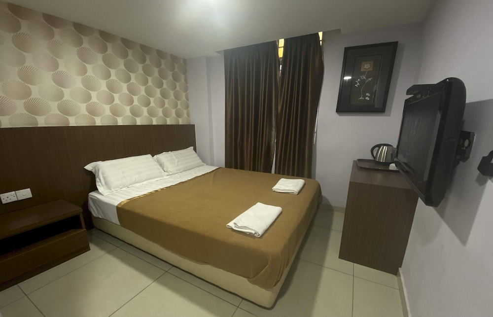 Hotel O Hotel Hamilas 26/60
