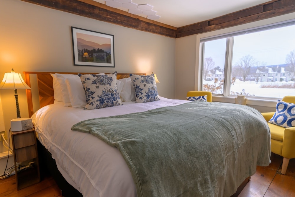 Brass Lantern Inn 18/50
