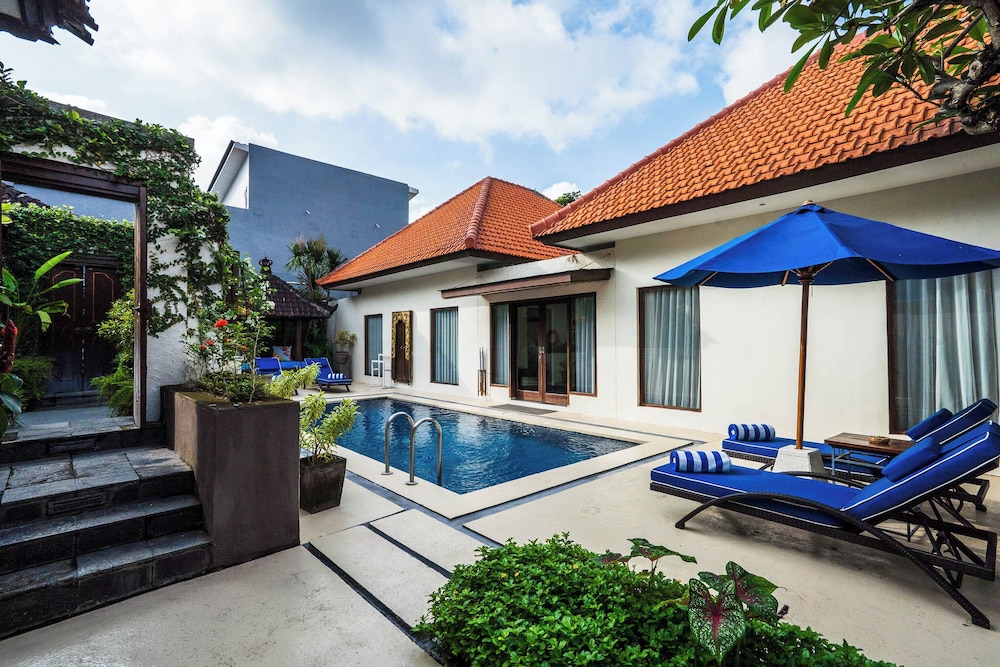 Rama Residence Petitenget Hotel in BALI