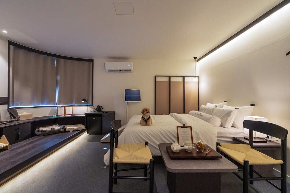 Spa, Suite, Pet Friendly، Mix Motel Jeonju 2/5