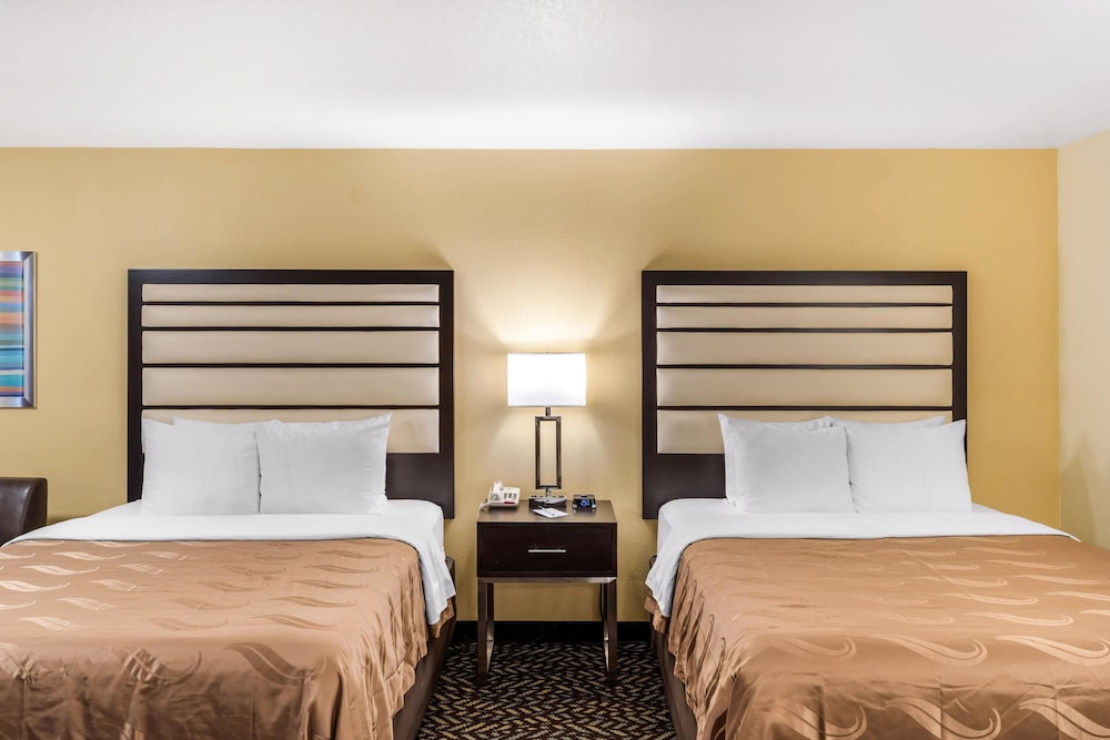 Quality Inn & Suites Capitola By The Sea 14/35