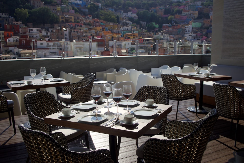 Nueve 25 Hotel Boutique 48/58