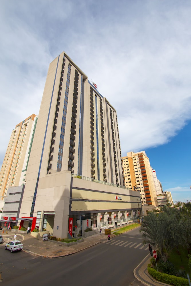 S4 Hotel 36/41
