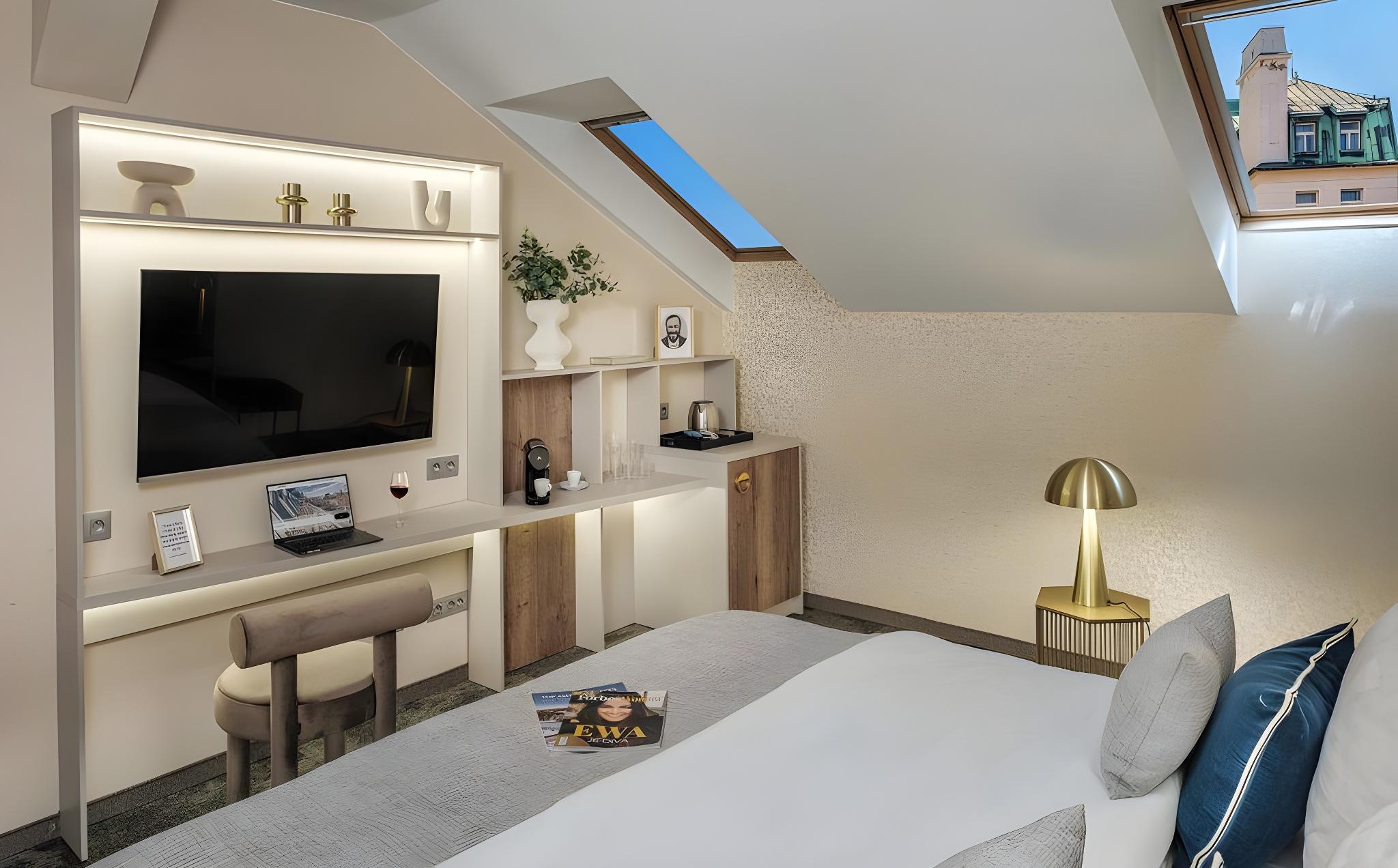 Studio, Suite, Multiple Beds