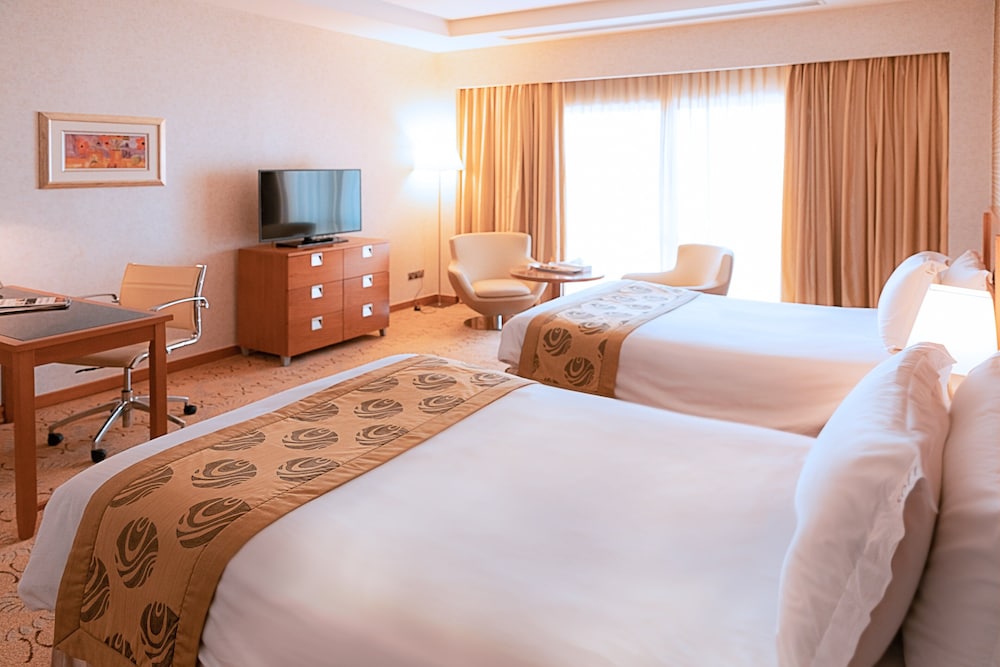 Holiday Inn Kuwait 27/79