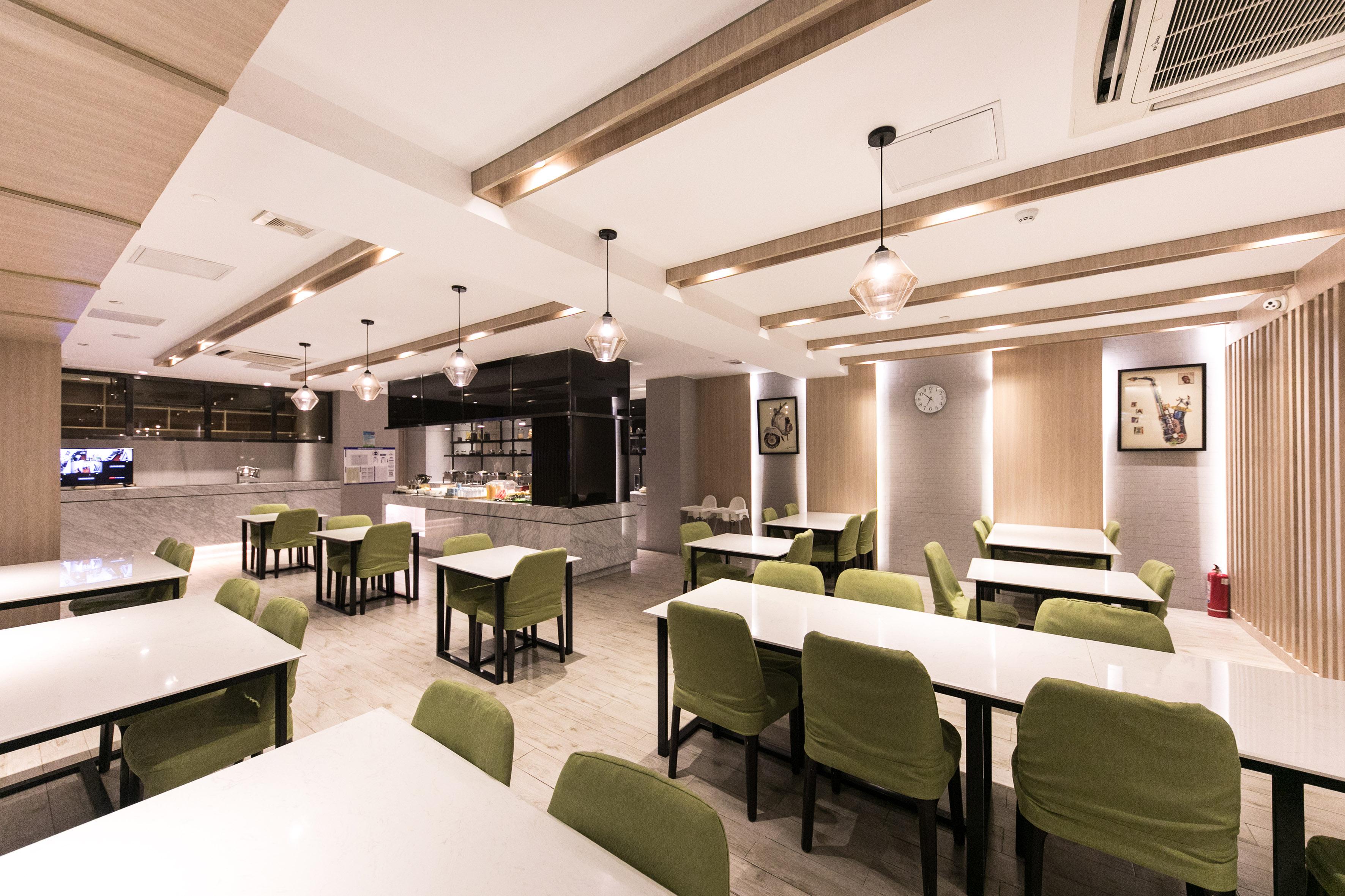 Ji Hotel (Beijing Guangqumen) 16/18