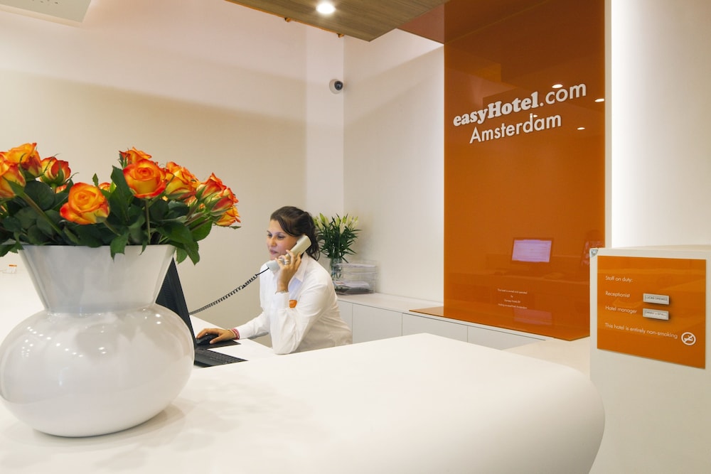 easyHotel Amsterdam City Centre 15/66