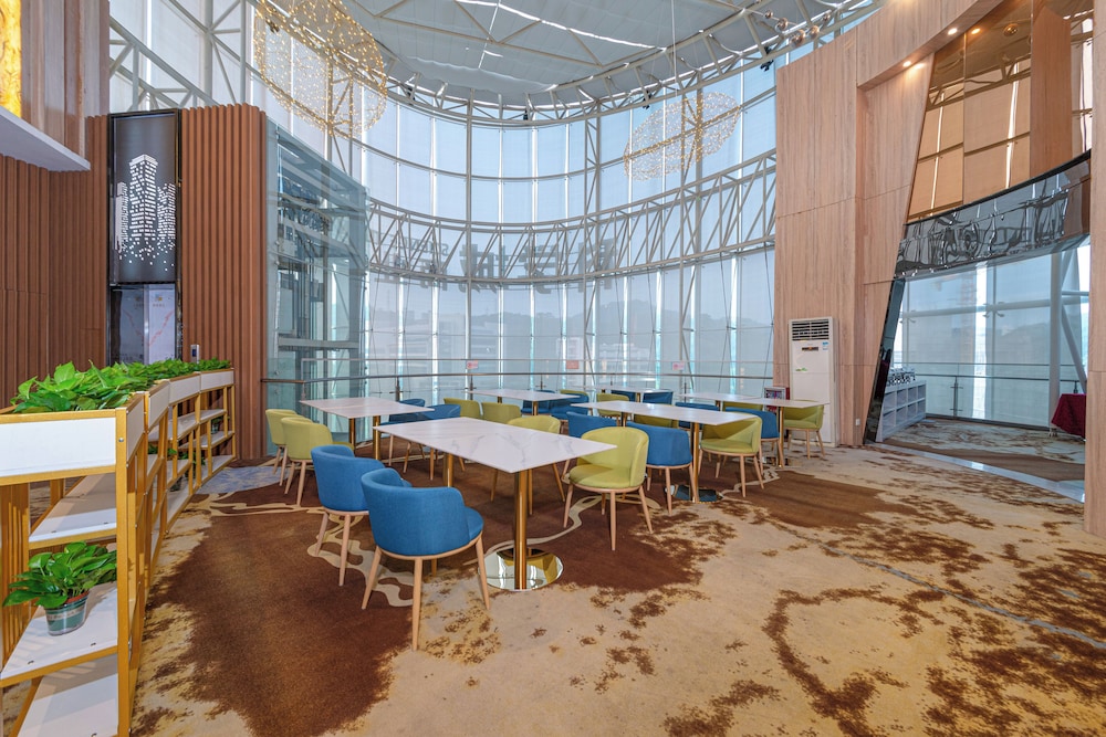 Trendy Romantic Hotel International Guangzhou Baoneng Performing Arts Center Science City 38/50