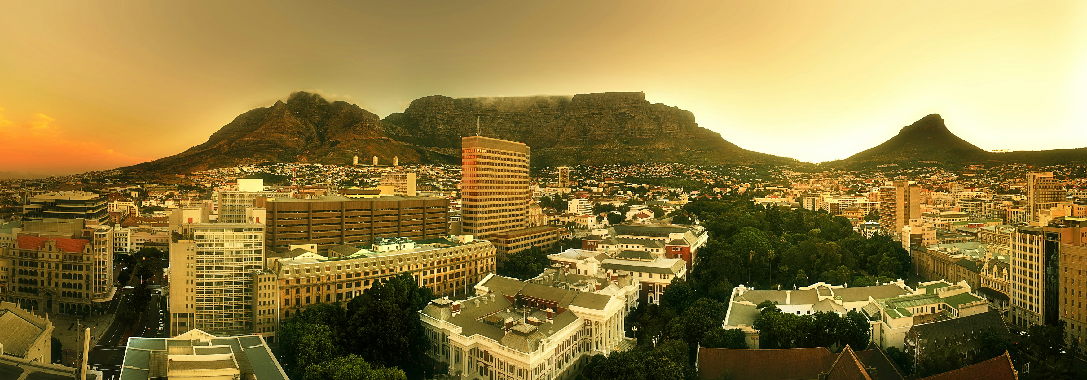 Taj Cape Town 7/82