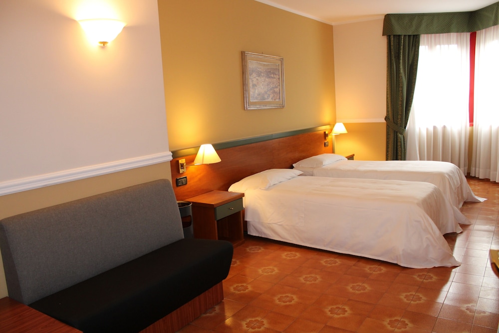 Domus Grand Hotel 9/44