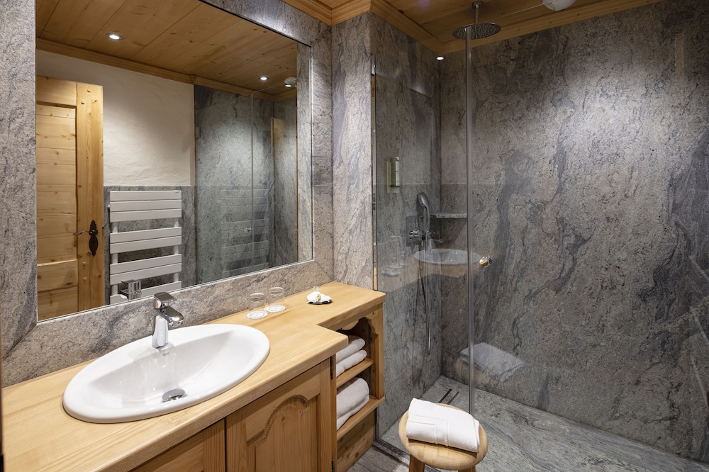Hotel Spa Neige Et Roc Samoens 77/77