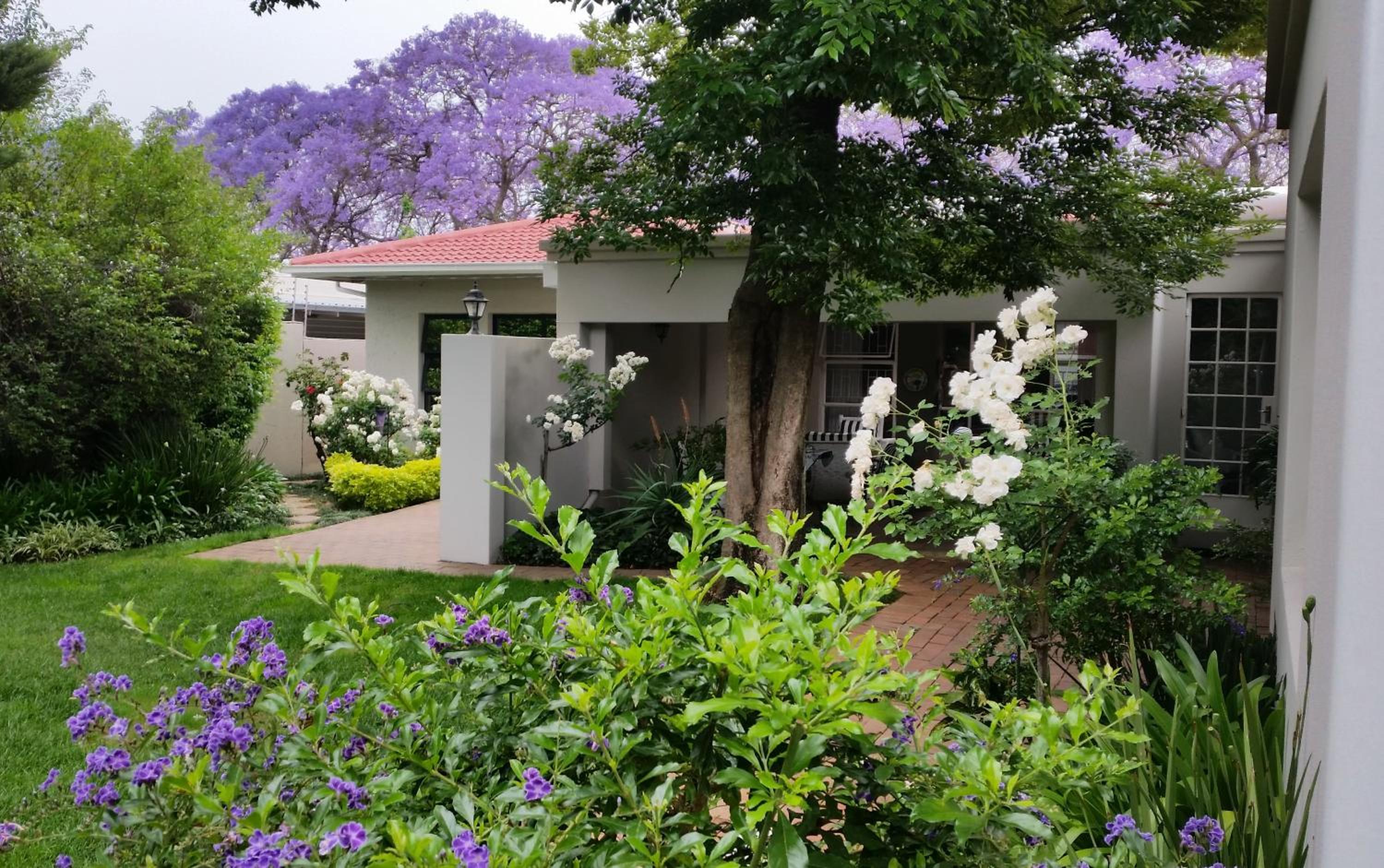 Rosebank Lodge by Claires 29/46