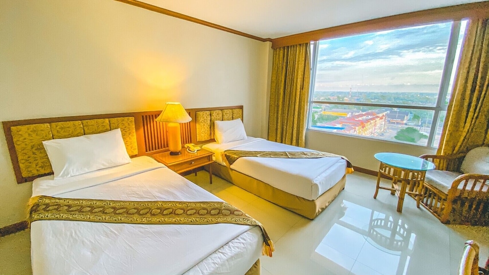 K Park Grand Hotel 26/76