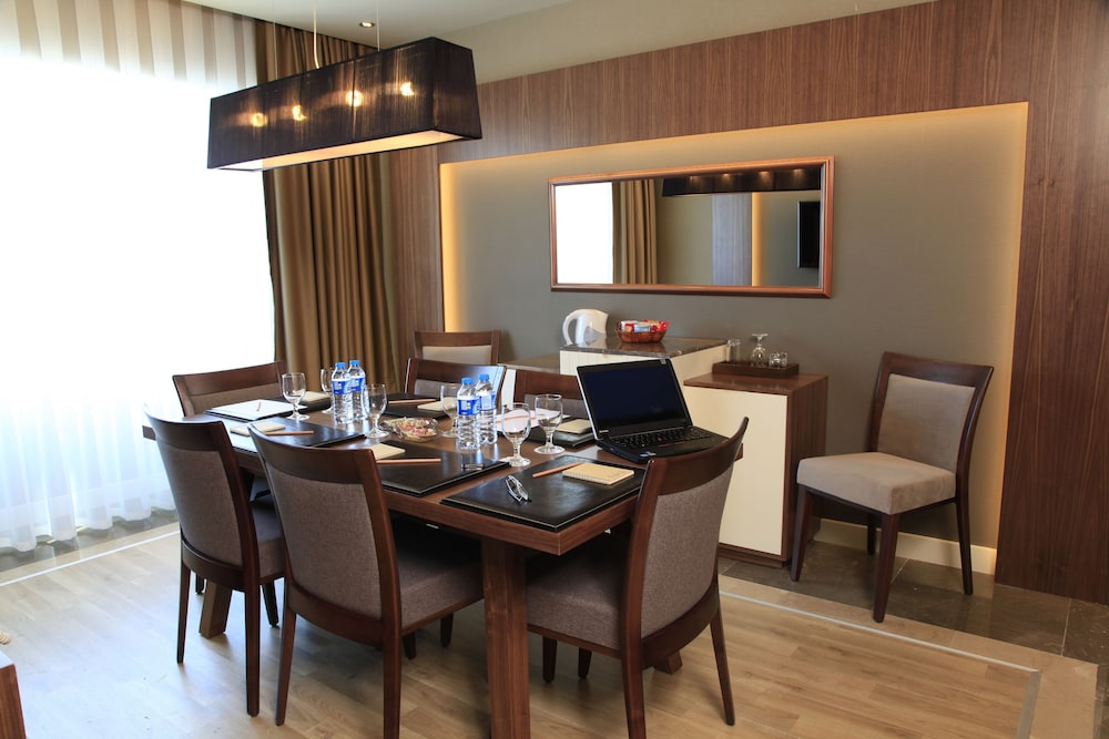 Kolin Hotel Spa & Convention Center 50/63