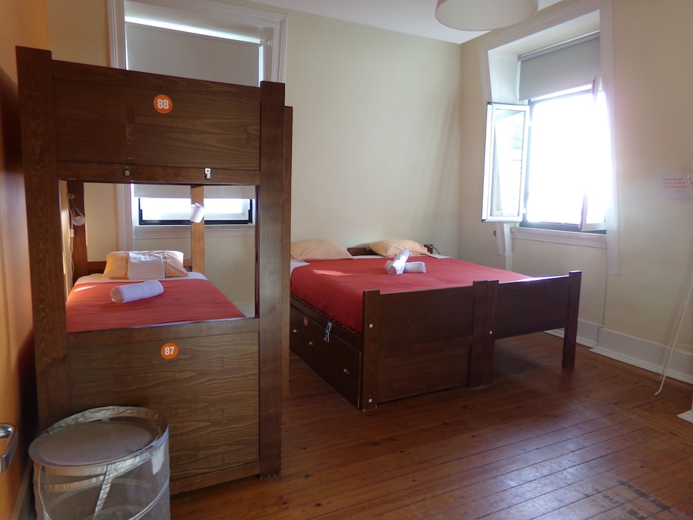 Lisbaon Hostel 30/68